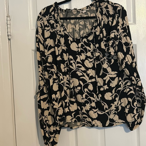 Target Blouse ⚫️ medium - Picture 1 of 5